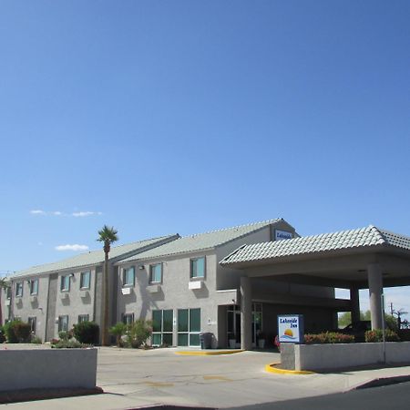 Lakeside Inn לייק הבאסו סיטי מראה חיצוני תמונה